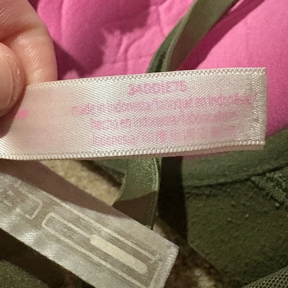PINK Victoria's Secret Olive Lace Bra - Picture 4 of 4